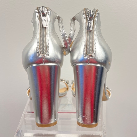 Jewel Badgley Mischka Silver Rhinestone High Heels Size 7.5 - Picture 3 of 16
